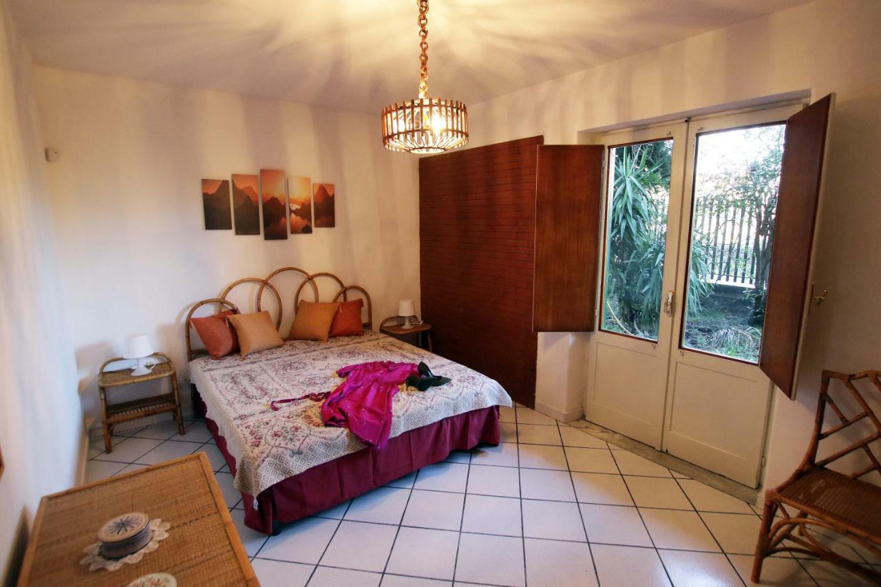 Chalet Villa Fini Fleri 外观 照片